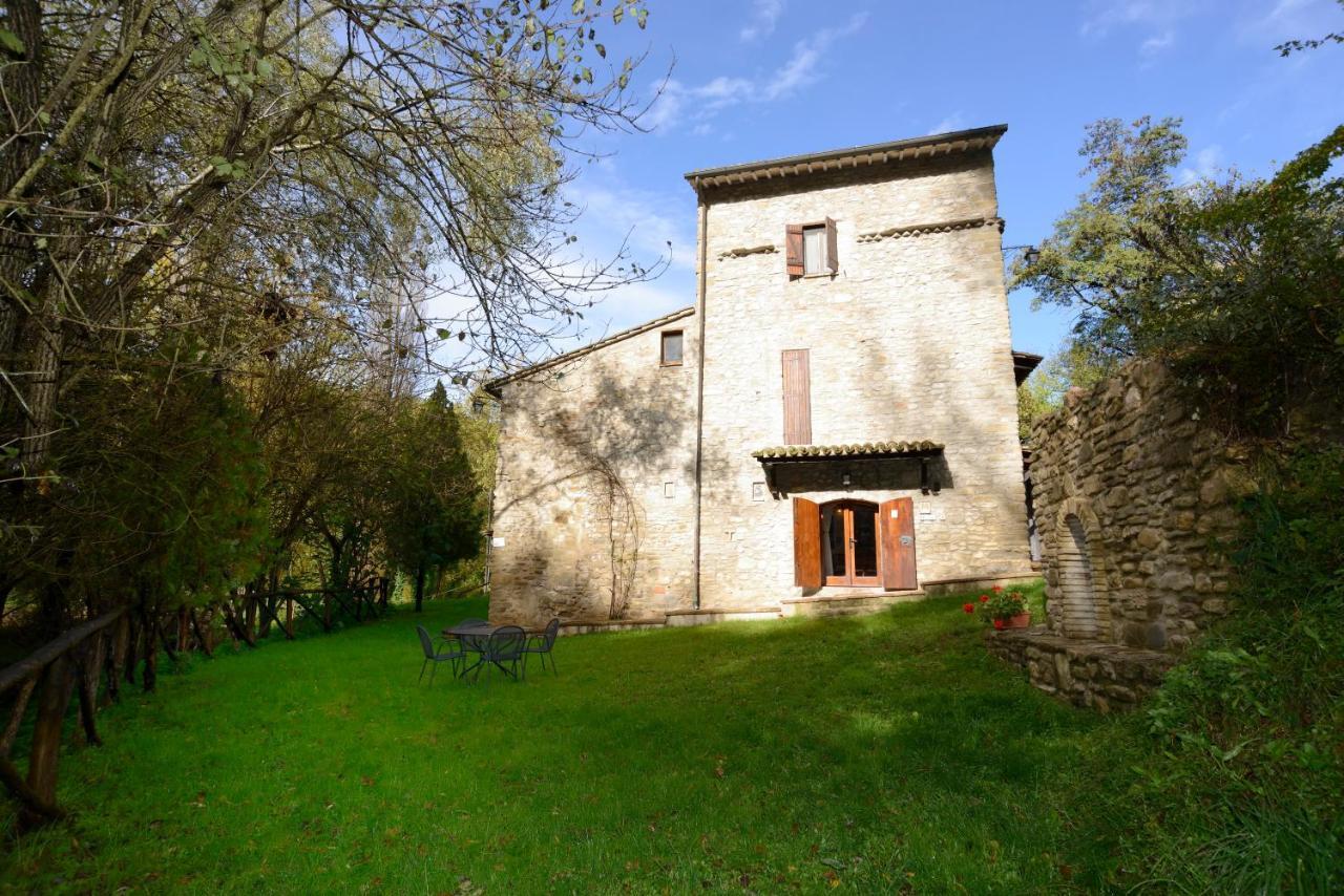 Agriturismo Le Querce Di Assisi Villa Bagian luar foto