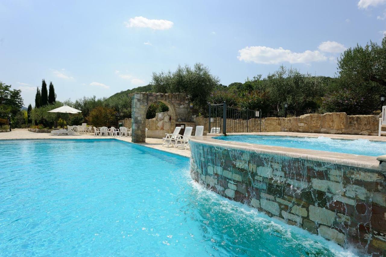 Agriturismo Le Querce Di Assisi Villa Bagian luar foto