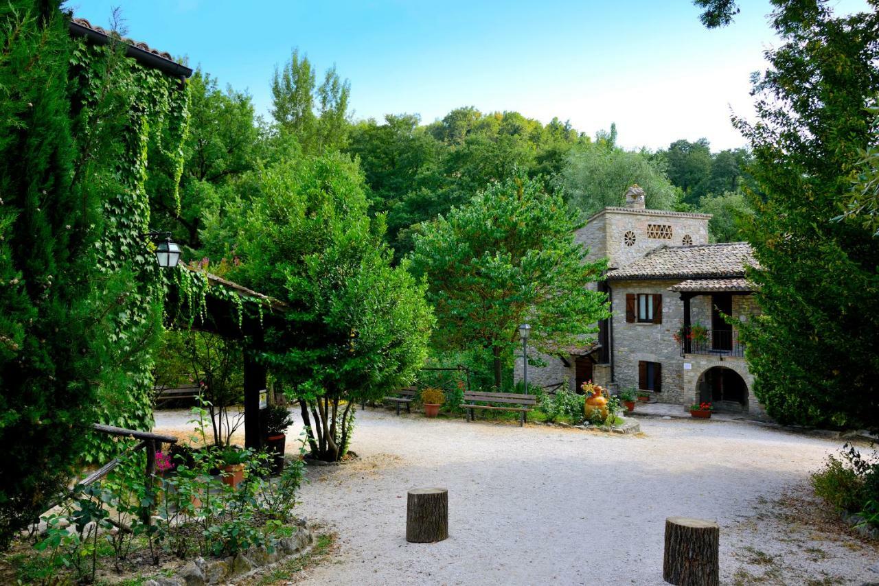 Agriturismo Le Querce Di Assisi Villa Bagian luar foto